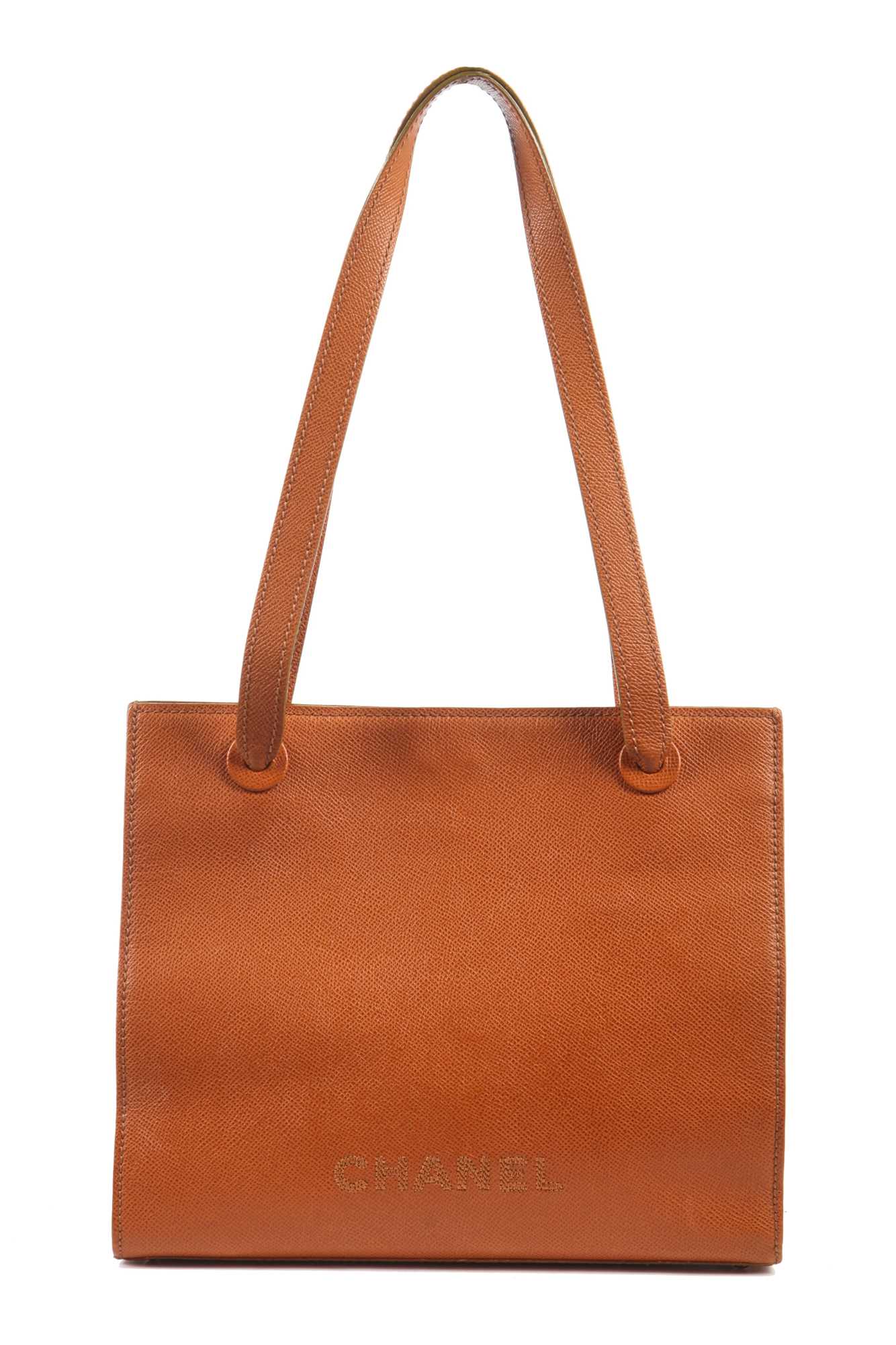 Lot 16 - A Chanel tan leather shoulder bag, 1997-1999