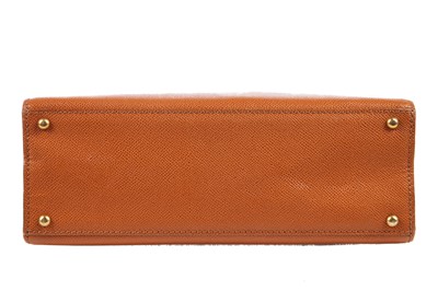 Lot 16 - A Chanel tan leather shoulder bag, 1997-1999