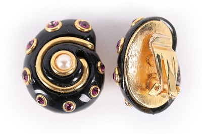 Lot 149 - Two pairs of Kenneth Jay Lane resin 'shell'...