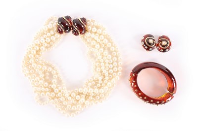 Lot 149 - Two pairs of Kenneth Jay Lane resin 'shell'...