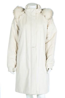 Lot 98 - A Loro Piana 'Icery Long' coat in Natural Melange cashmere, modern