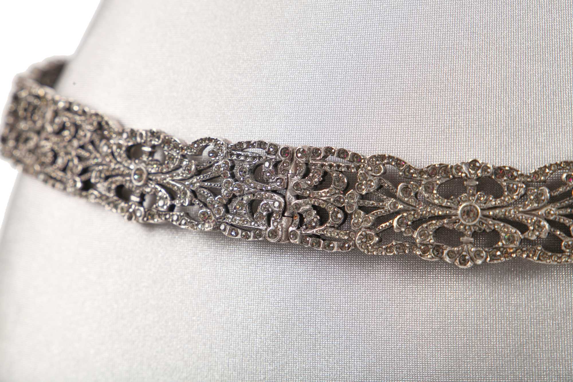 Lot 44 - A Christian Dior boutique parure, late 1990s