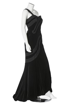 Lot 295 - Deborah Kerr's Fontana black velvet evening gown, early 1950s