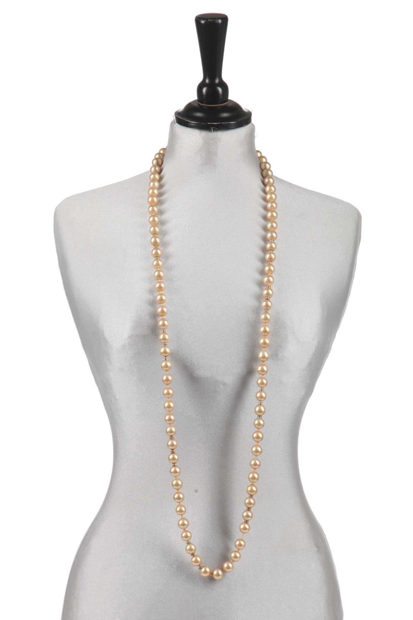Lot 41 - A Chanel ivory 'pearl' sautoir, 1981