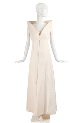 Lot 202 - An Alexander McQueen off-white silk faille mantle, Spring-Summer 2005