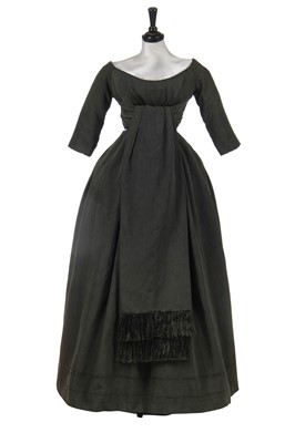 Lot 284 - An Yves Saint Laurent for Dior London bottle-green moiré-faille evening gown, 'Courbe' line, Autumn-Winter 1958-59