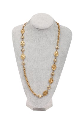 Lot 16 - A Chanel gilt chain sautoir, 1980s