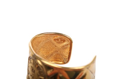 Lot 27 - A Chanel 'quilted' gilt metal cuff, circa 1990