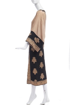 Lot 310 - Anna Pavlova's 'Russian' dress, 1922-24