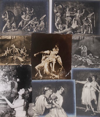Lot 324 - A group of vintage photographs relating to Pavlova performances,  dating from 1909