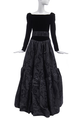 Lot 187 - An Yves Saint Laurent couture ballgown, circa 1988