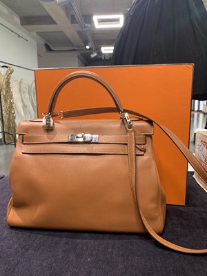 Lot 46 - An Hermès gold Swift leather Retourné Kelly 32, 2005