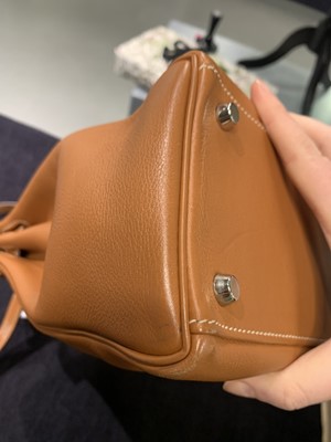 Lot 46 - An Hermès gold Swift leather Retourné Kelly 32, 2005