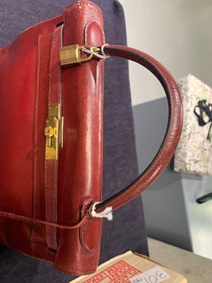 Lot 49 - An Hermès oxblood Box leather Retourné Kelly 32, 1978