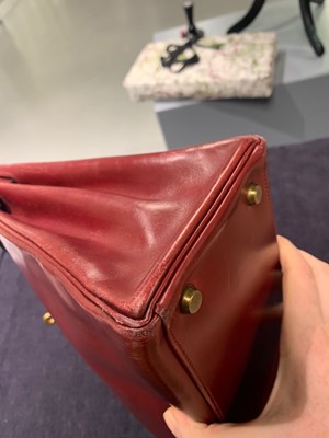 Lot 49 - An Hermès oxblood Box leather Retourné Kelly 32, 1978