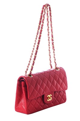 Lot 2 - A Chanel quilted red lambskin leather classic double-flap bag, 1991-94