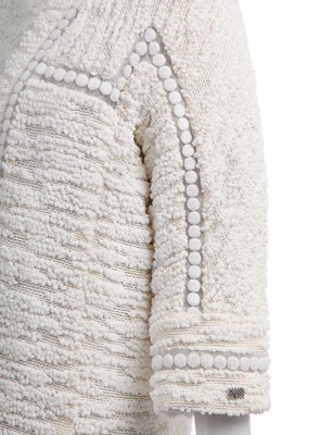 Lot 15 - A Chanel white fantasy tweed and silver lace ensemble, Spring-Summer 2009
