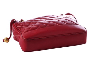 Lot 3 - A Chanel quilted red lambskin leather Chandra bag, 1980s