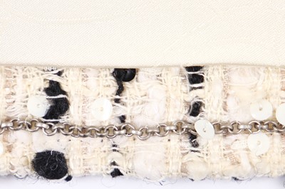 Lot 10 - A Chanel bouclé tweed suit, Cruise collection 2003