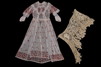 Lot 491 - A group of summer fashions, 1905-1910s