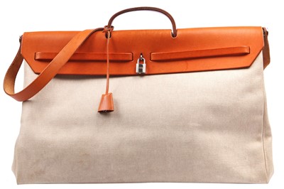 Lot 51 - An Hermès Herbag, modern