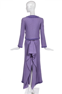 Lot 180 - A fine Chanel lavender wool tweed ensemble, Autumn-Winter 1998-99