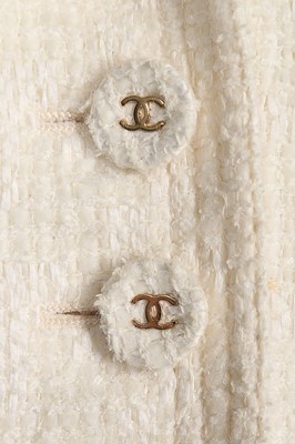 Lot 2 - A Chanel cream cotton jacket, 2007, labelled,...
