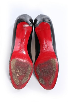 Lot 21 - Designer footwear, modern, comprising...