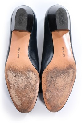 Lot 21 - Designer footwear, modern, comprising...