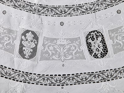 Lot 545 - A group of table linen/coverlets, mainly 1900-1920
