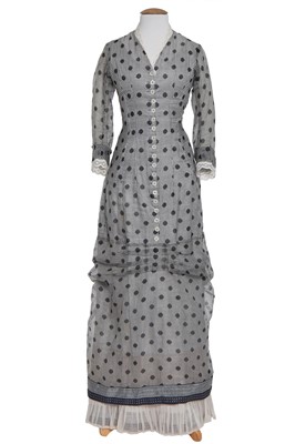 Lot 18 - Carey Mulligan's costume as Bathsheba Everdene in the film 'Far From The Madding Crowd', 2015