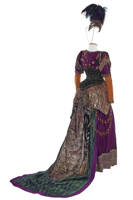 Lot 20 - Elizabeth Taylor's costume as Nadina Bulichoff in the film 'Young Toscanini', 1988