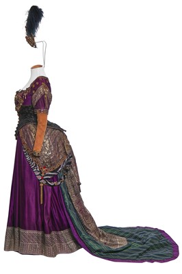 Lot 20 - Elizabeth Taylor's costume as Nadina Bulichoff in the film 'Young Toscanini', 1988