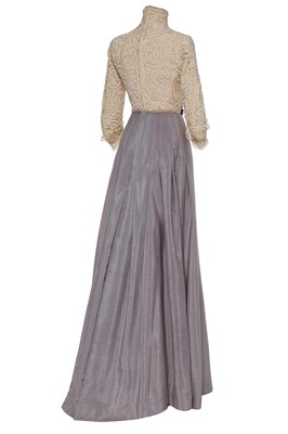 Lot 28 - Uma Thurman's costume as Charlotte Stant for the film 'The Golden Bowl', 2000