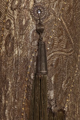 Lot 48 - Margot Robbie's costume as Daphne de Selincourt in the film 'Goodbye Christopher Robin', 2017