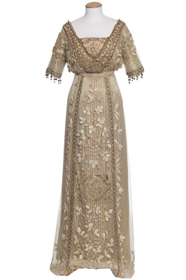 Lot 31 - Emma Thompson's costume as Margaret Schlegel in the film 'Howard's End', 1992