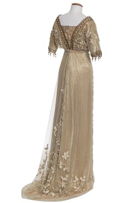Lot 31 - Emma Thompson's costume as Margaret Schlegel in the film 'Howard's End', 1992