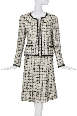 Lot 4 - A Chanel black and white bouclé tweed suit, Cruise collection 2003