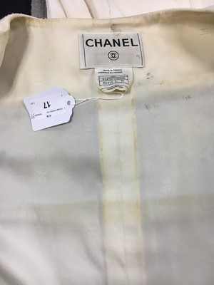 Lot 17 - A Chanel summer wool suit,  Cruise collection 2000