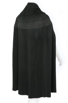 Lot 187 - A Lucien Lelong couture pleated green wool...