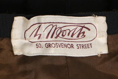 Lot 200 - An Owen Hyde Clark for Maison Worth couture...