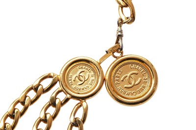 Lot 20 - A Chanel gilt chain belt, 1980s-90s