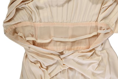 Lot 8 - A Chanel ivory crêpe dress, late 1980s