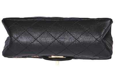 Lot 33 - A Chanel 'Casino' lucky charms quilted lambskin 2.55 reissue bag, 2016-17