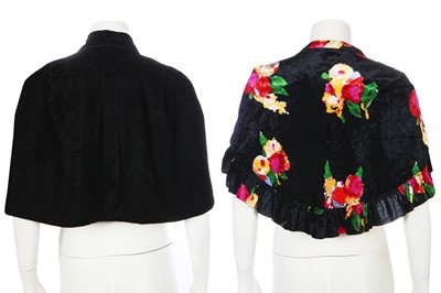 Lot 347 - A group of outerwear, 1930s
