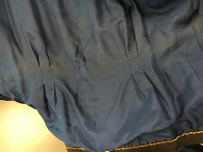 Lot 1 - A Chanel blue and black bouclé tweed jacket, 1989