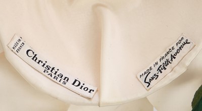 Lot 321 - A fine Christian Dior white camellia blossom hat, 1955-60