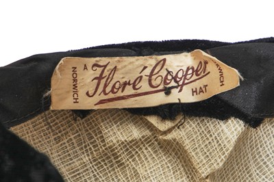 Lot 355 - A group of shoes and hats, 1930s-1940s