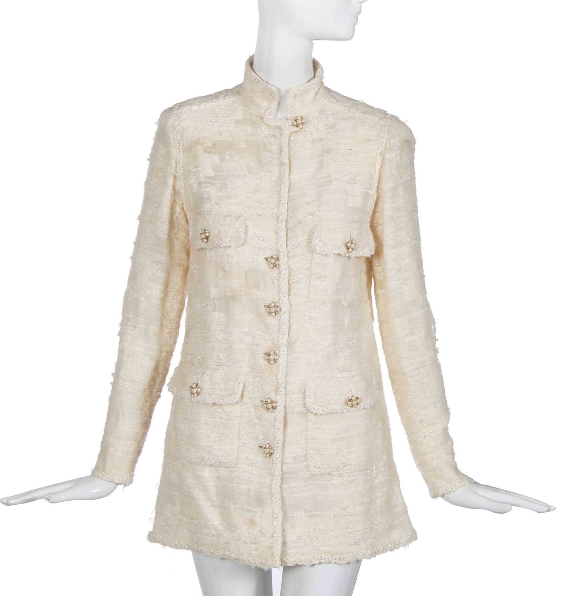 Lot 15 - A fine Chanel ivory chiffon tweed jacket, Autumn-Winter 2006-07