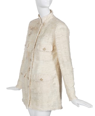 Lot 15 - A fine Chanel ivory chiffon tweed jacket, Autumn-Winter 2006-07